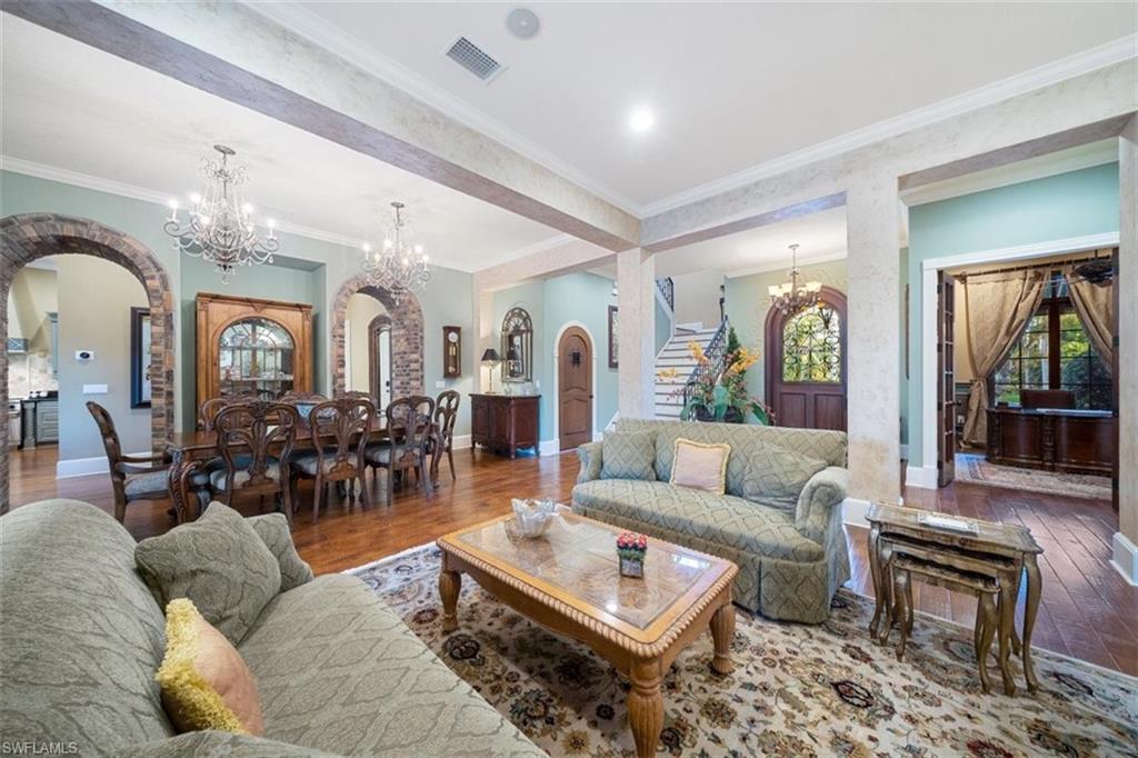 611 18th Avenue South Naples, FL 34102 - Photo 12 of 44