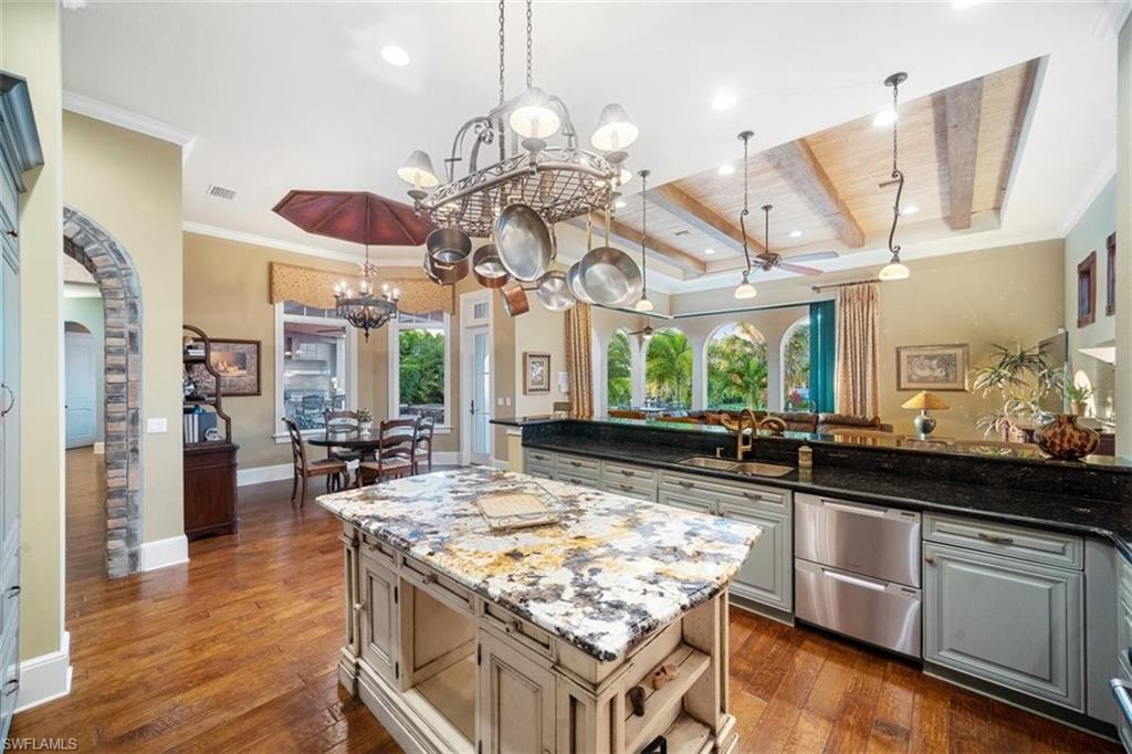 611 18th Avenue South Naples, FL 34102 - Photo 8 of 44