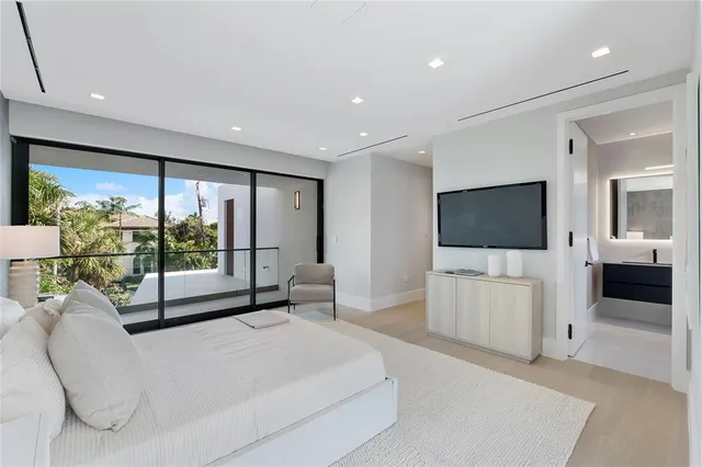 a picture of houses with a city view