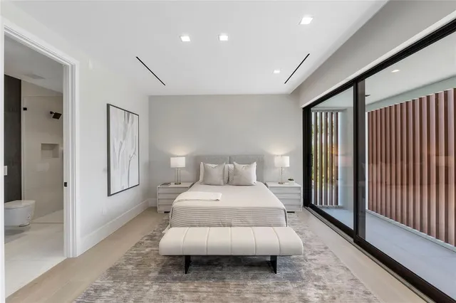 $16,110,000 | 2880 Northeast 28th Street, Fort Lauderdale, FL 33306