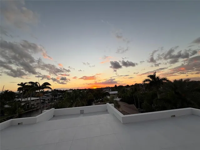 $16,110,000 | 2880 Northeast 28th Street, Fort Lauderdale, FL 33306