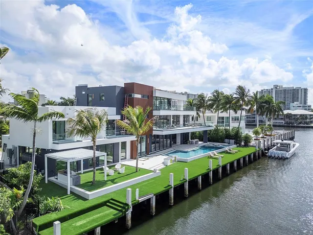$16,110,000 | 2880 Northeast 28th Street, Fort Lauderdale, FL 33306