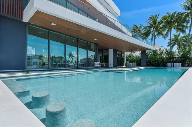 $16,110,000 | 2880 Northeast 28th Street, Fort Lauderdale, FL 33306