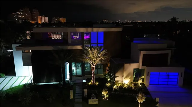 $16,110,000 | 2880 Northeast 28th Street, Fort Lauderdale, FL 33306