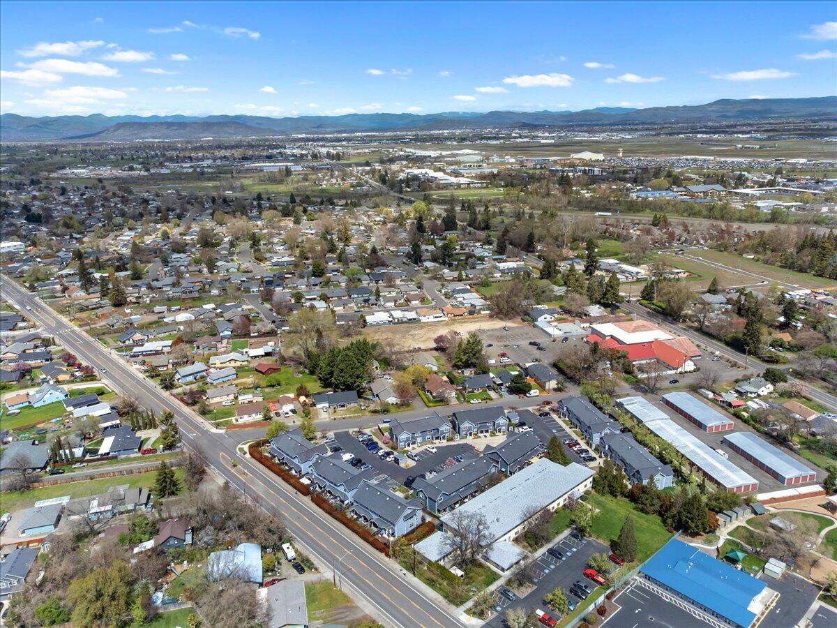 450 Midway Road, Unit 4 Medford, OR 97501 - Photo 31 of 39 30-450 Midway Road, Aerial-8