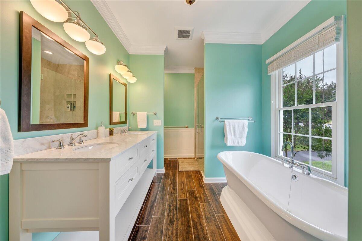 1915 Millbridge Road Salem, VA 24153 - Photo 30 of 84 Primary Bath Entry Level