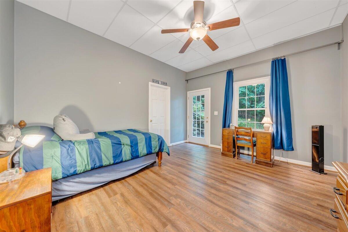 1915 Millbridge Road Salem, VA 24153 - Photo 44 of 84 Bedroom