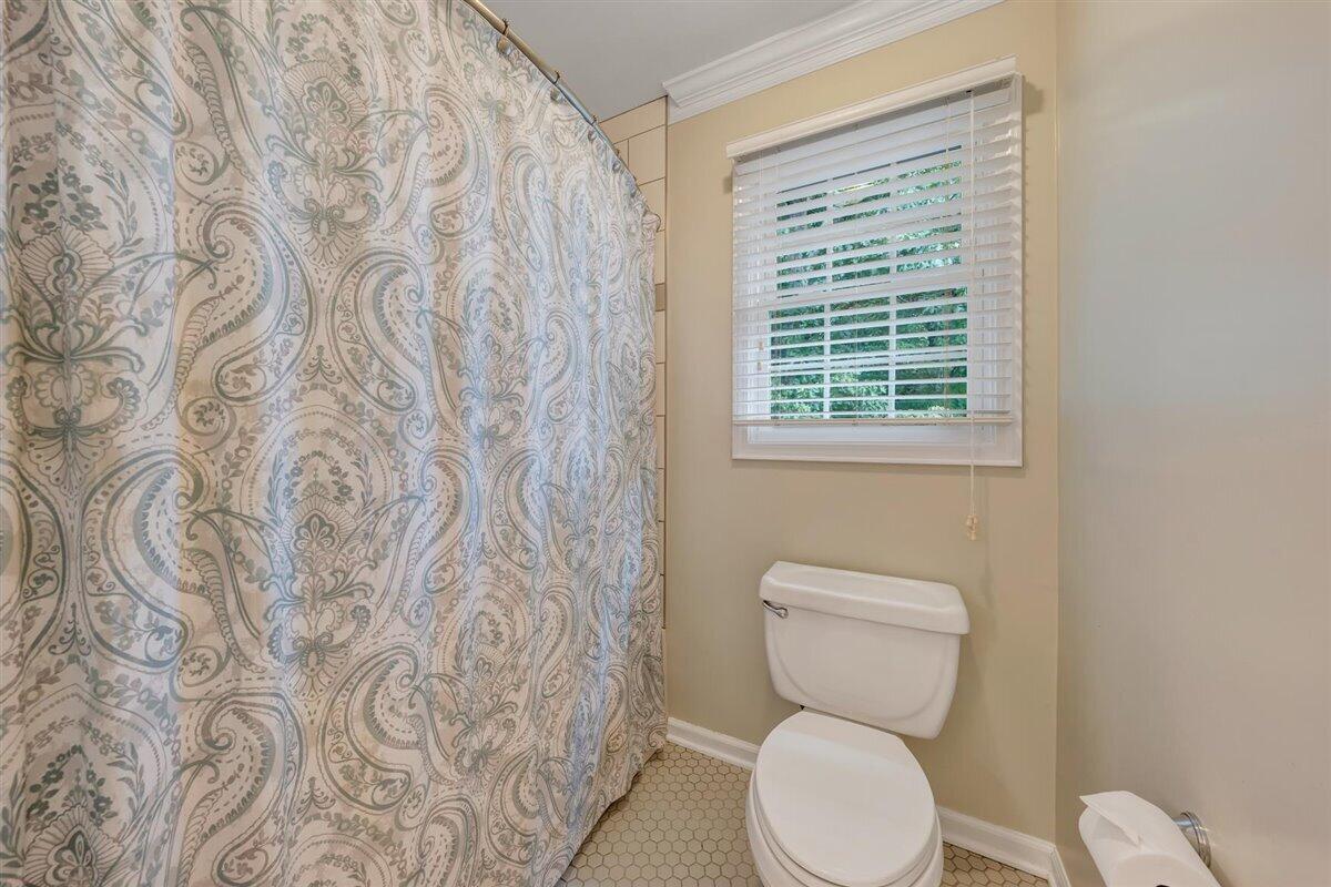 1915 Millbridge Road Salem, VA 24153 - Photo 56 of 84 Full Bath