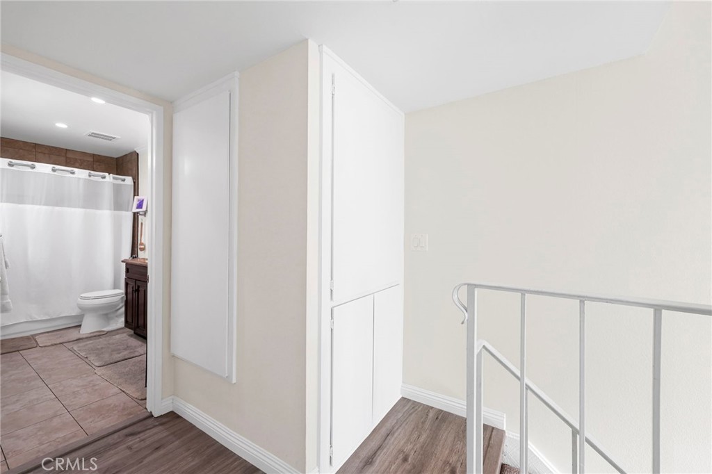 360 Meadow Court Brea, CA 92821 - Photo 16 of 33 Upstairs landing looking onto full bathroom