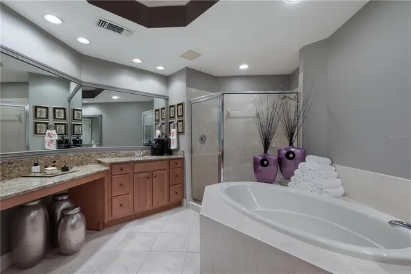$829,000 | 6422 Water Crest Way, Unit 302, Lakewood Ranch, FL 34202