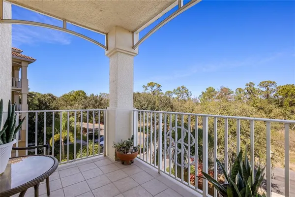 $829,000 | 6422 Water Crest Way, Unit 302, Lakewood Ranch, FL 34202