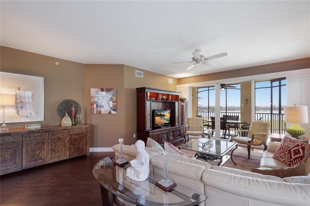 6422 Water Crest Way, Unit 302 Lakewood Ranch, FL 34202 - Photo 5 of 40