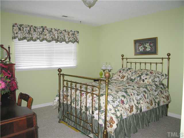 4035 Powell Road Burlington, NC 27217 - Photo 12 of 25 Gallery Image 12