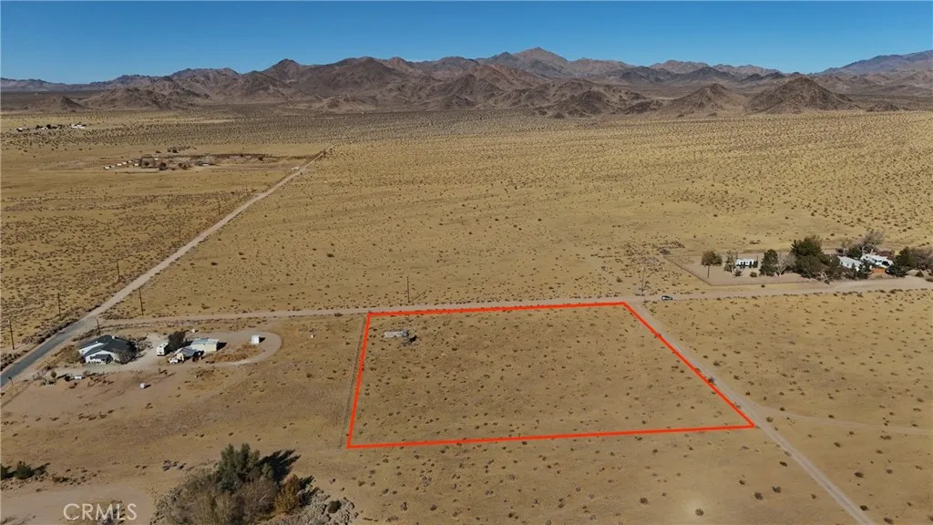 713 Waalew Road Lucerne Valley, CA 92356 - Photo 2 of 10