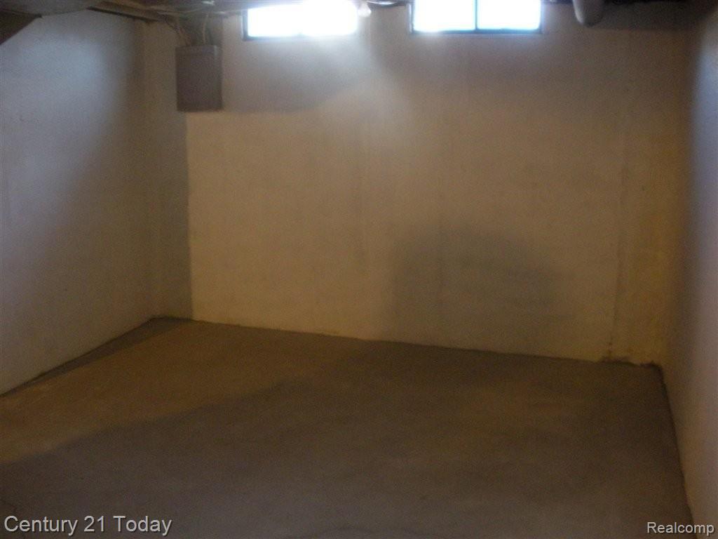 23227 Farmington Road Farmington, MI 48336 - Photo 13 of 18 Basement1.jpg