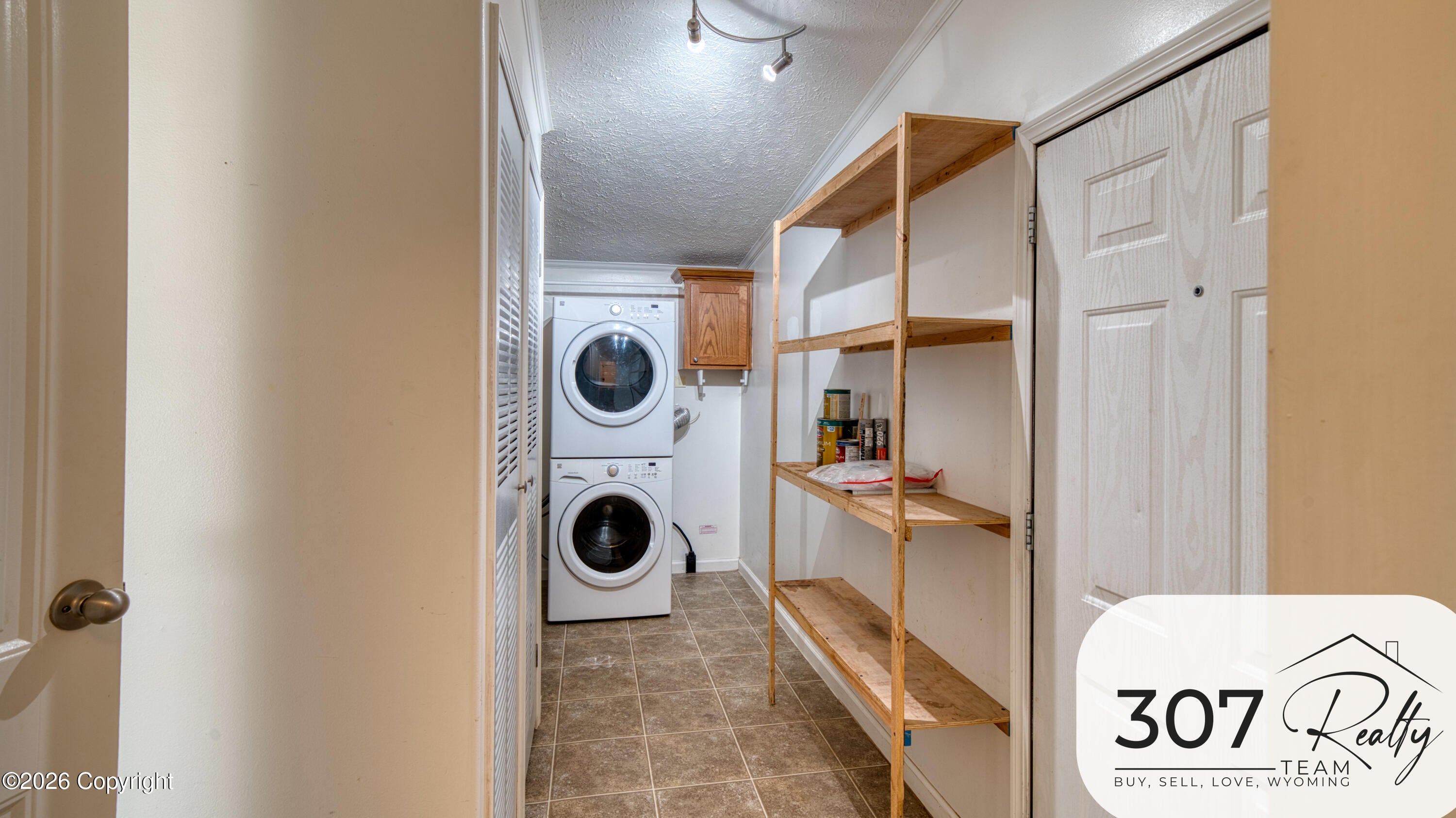 33 Bald Mountain Road Gillette, WY 82716 - Photo 21 of 115 Gallery Image 21
