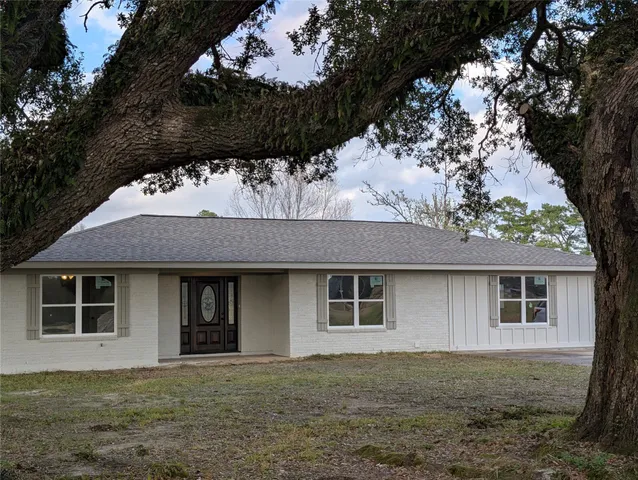 $309,000 | 1145 Cuniff Road, Sour Lake, TX 77659