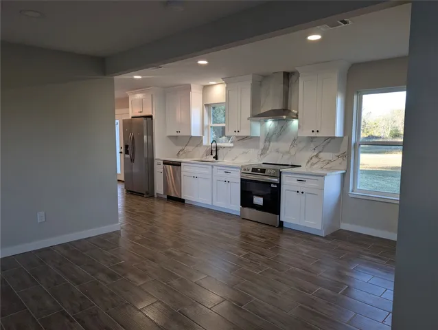 $309,000 | 1145 Cuniff Road, Sour Lake, TX 77659