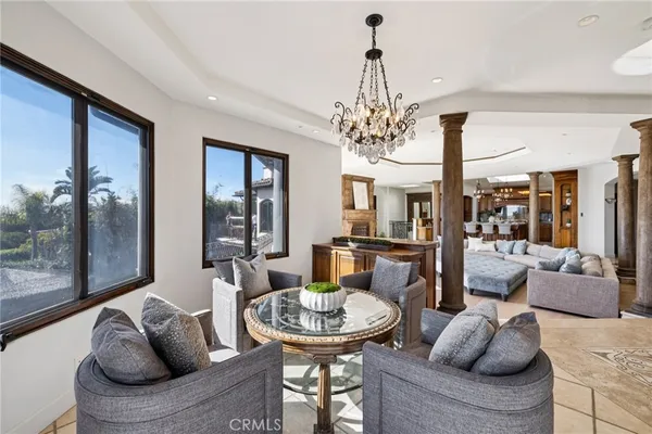 $13,199,000 | 215 South Poinsettia Avenue, Manhattan Beach, CA 90266