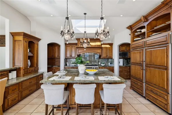 $13,199,000 | 215 South Poinsettia Avenue, Manhattan Beach, CA 90266
