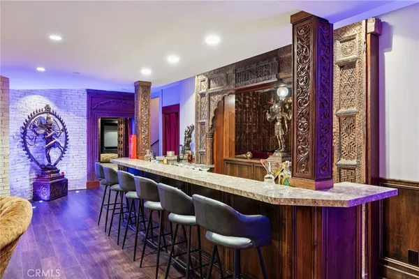 $13,199,000 | 215 South Poinsettia Avenue, Manhattan Beach, CA 90266