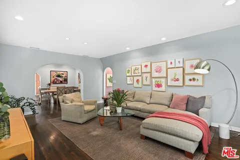 $1,895,000 | 825 South Stanley Avenue, Los Angeles, CA 90036