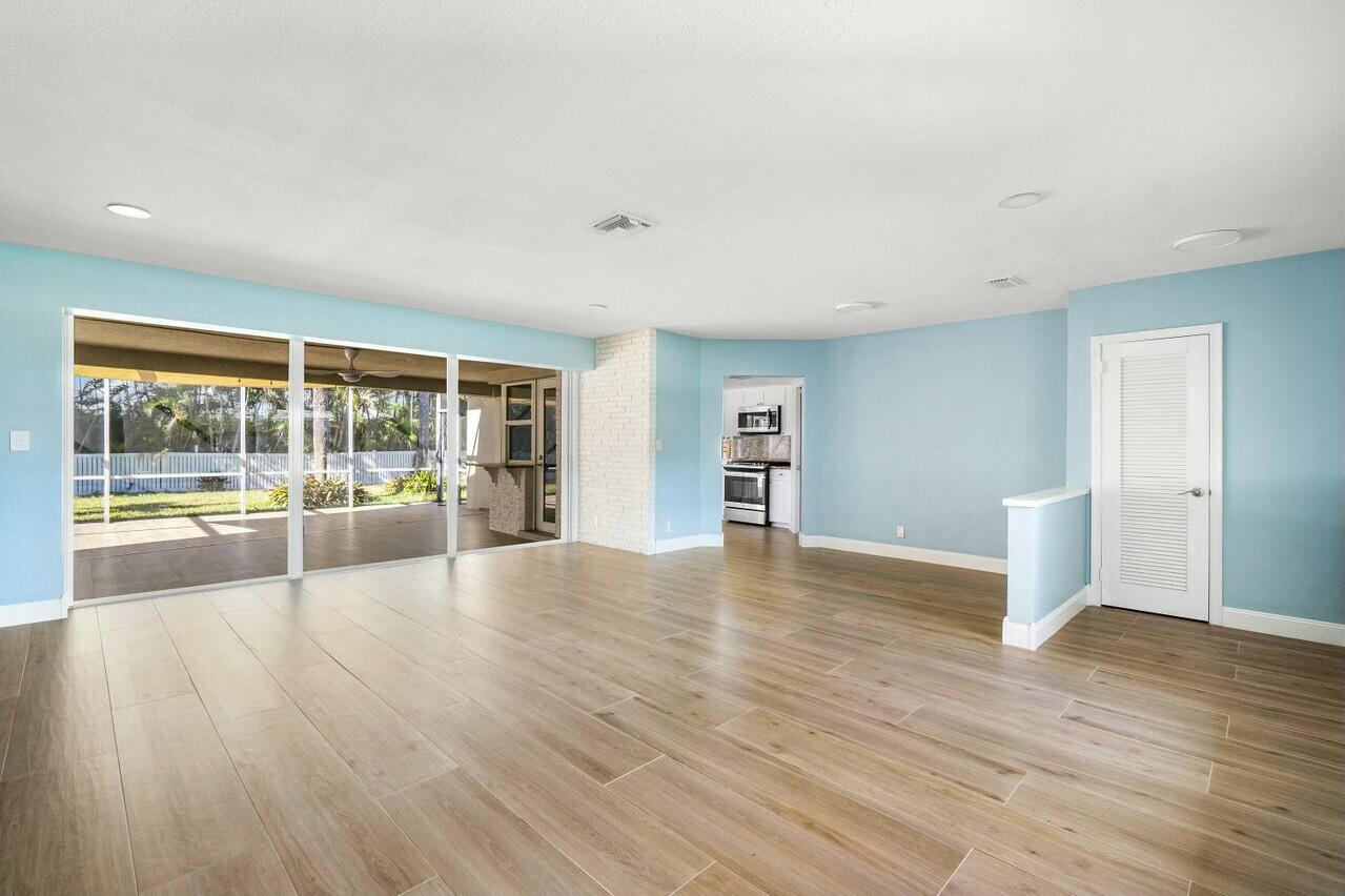 1001 Southwest 12th Road Boca Raton, FL 33486 - Photo 13 of 38 tempImageMNIylw