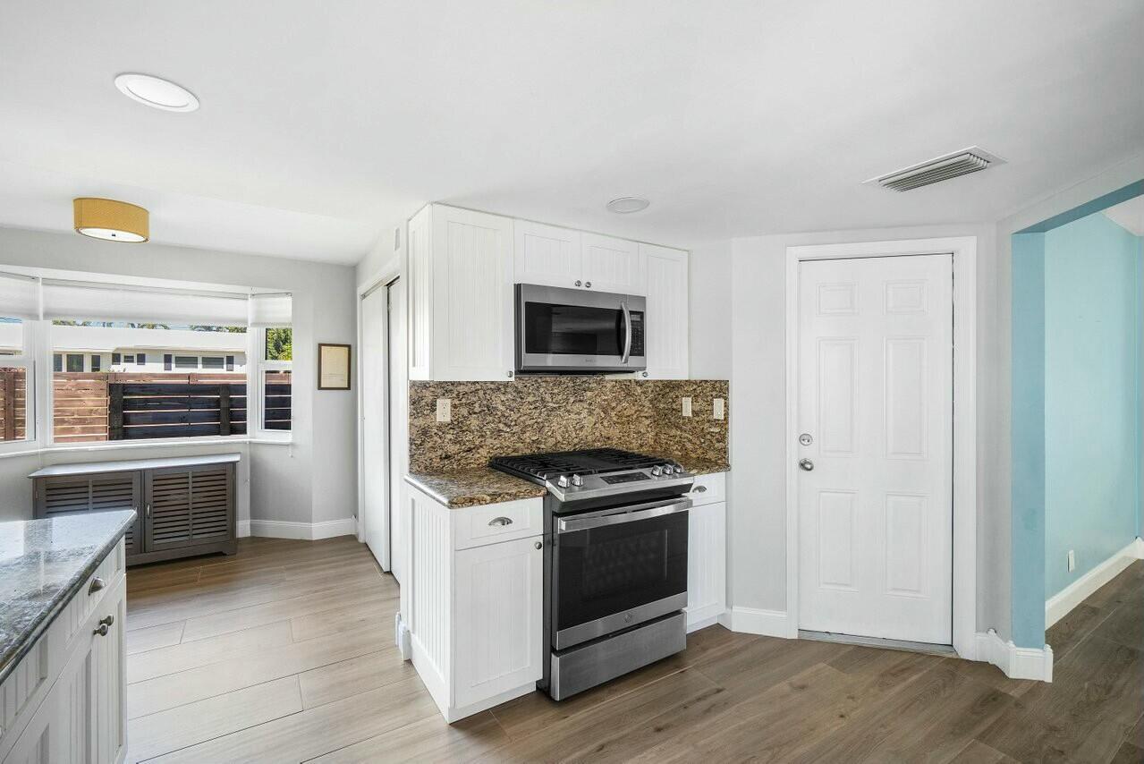 1001 Southwest 12th Road Boca Raton, FL 33486 - Photo 5 of 38 tempImagePeVLj5