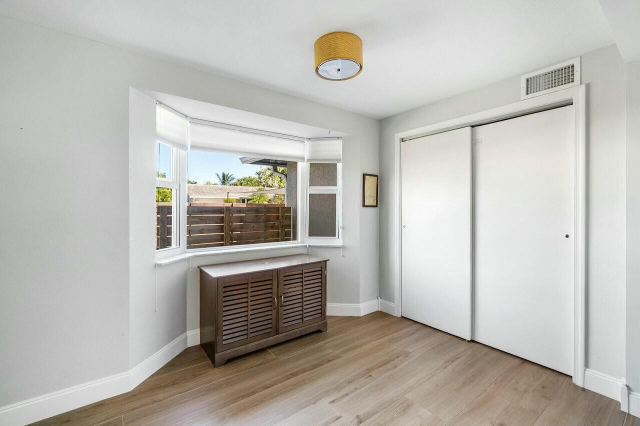 1001 Southwest 12th Road Boca Raton, FL 33486 - Photo 7 of 38 tempImageSFGNgD