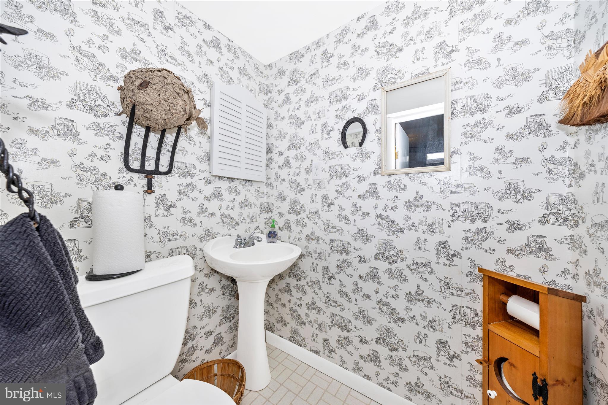 11861 Renner Road Keymar, MD 21757 - Photo 30 of 47 Lower Level half bath
