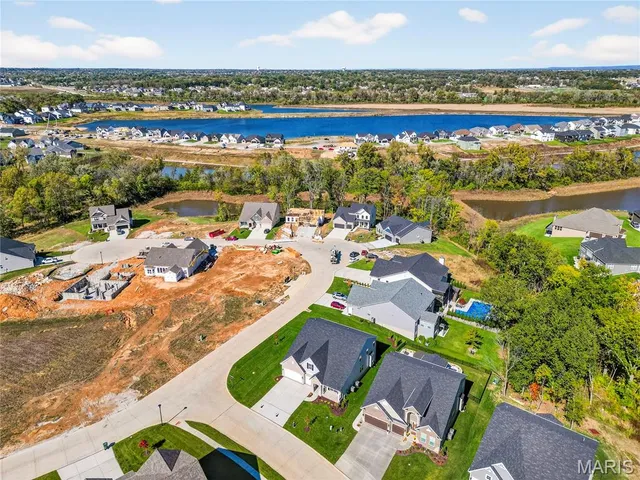 $825,000 | 301 Switchgrass Landing Lane, Cottleville, MO 63304