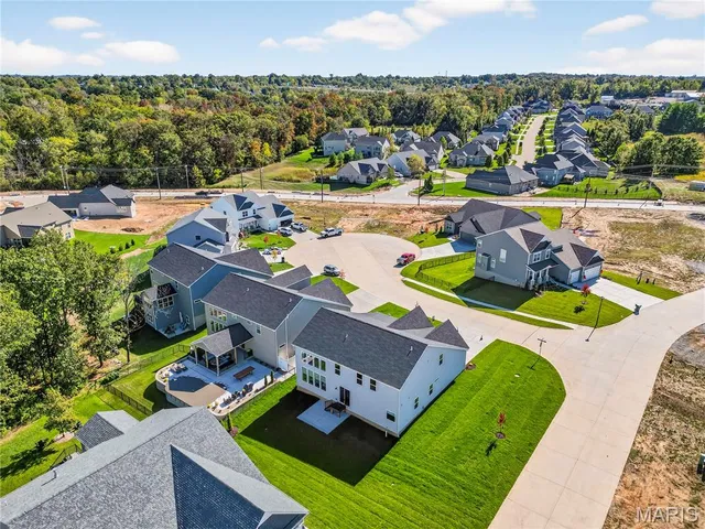 $825,000 | 301 Switchgrass Landing Lane, Cottleville, MO 63304