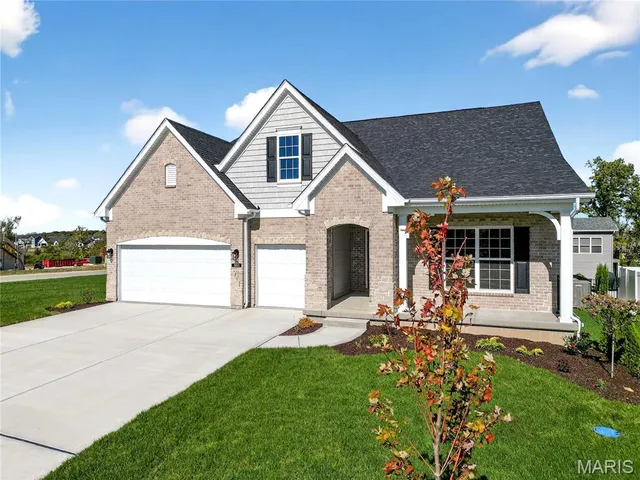 $825,000 | 301 Switchgrass Landing Lane, Cottleville, MO 63304