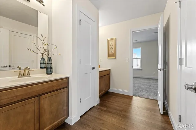 $875,430 | 301 Switchgrass Landing Lane, Cottleville, MO 63304