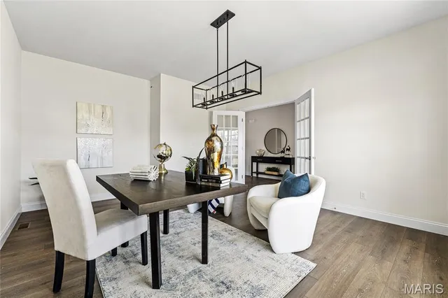 $875,430 | 301 Switchgrass Landing Lane, Cottleville, MO 63304