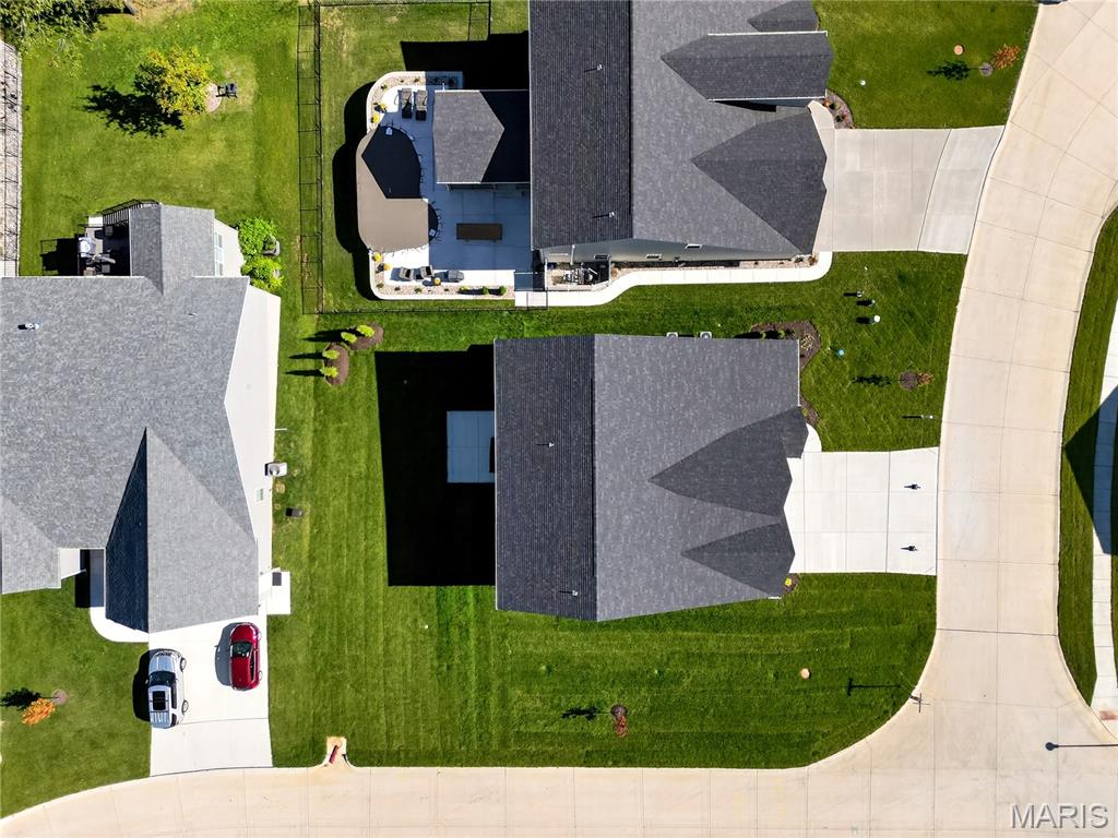 301 Switchgrass Landing Lane Cottleville, MO 63304 - Photo 8 of 69