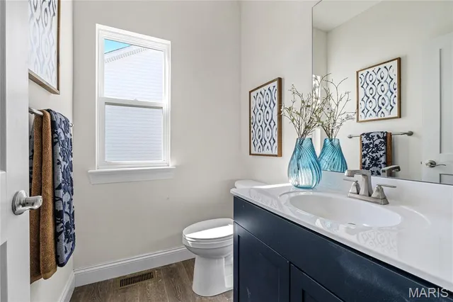 $875,430 | 301 Switchgrass Landing Lane, Cottleville, MO 63304