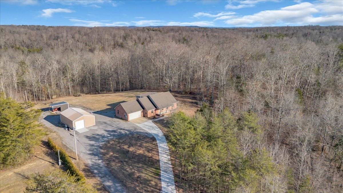 3173 Barnes Mill Road Smithville, TN 37166 - Photo 1 of 43 Gallery Image 1