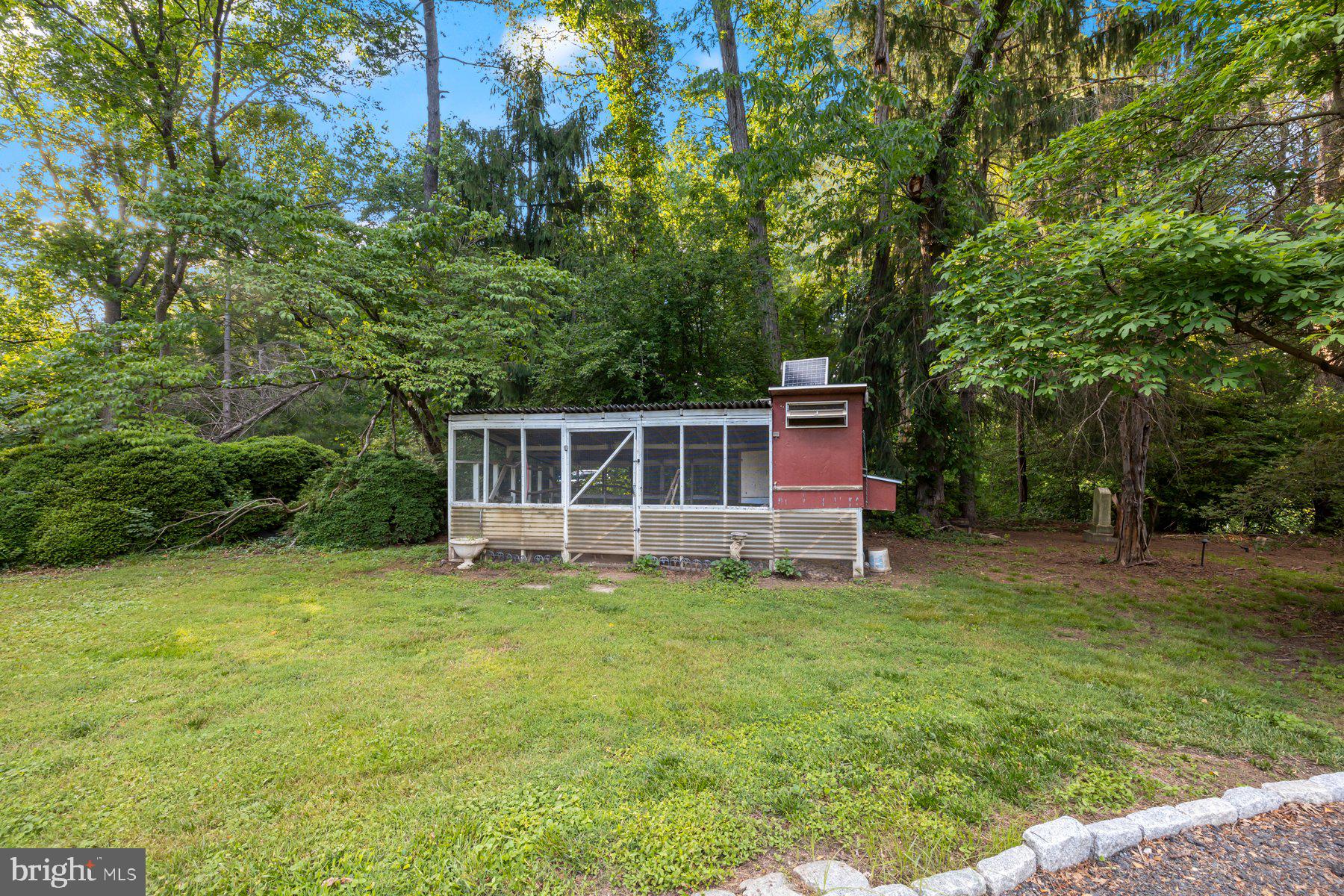 2307 Church Road Bowie, MD 20721 - Photo 52 of 89 Chicken coop