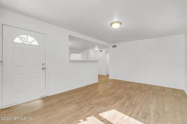 $1,500 | 557 West 62nd Street, Jacksonville, FL 32208
