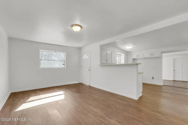 $1,500 | 557 West 62nd Street, Jacksonville, FL 32208