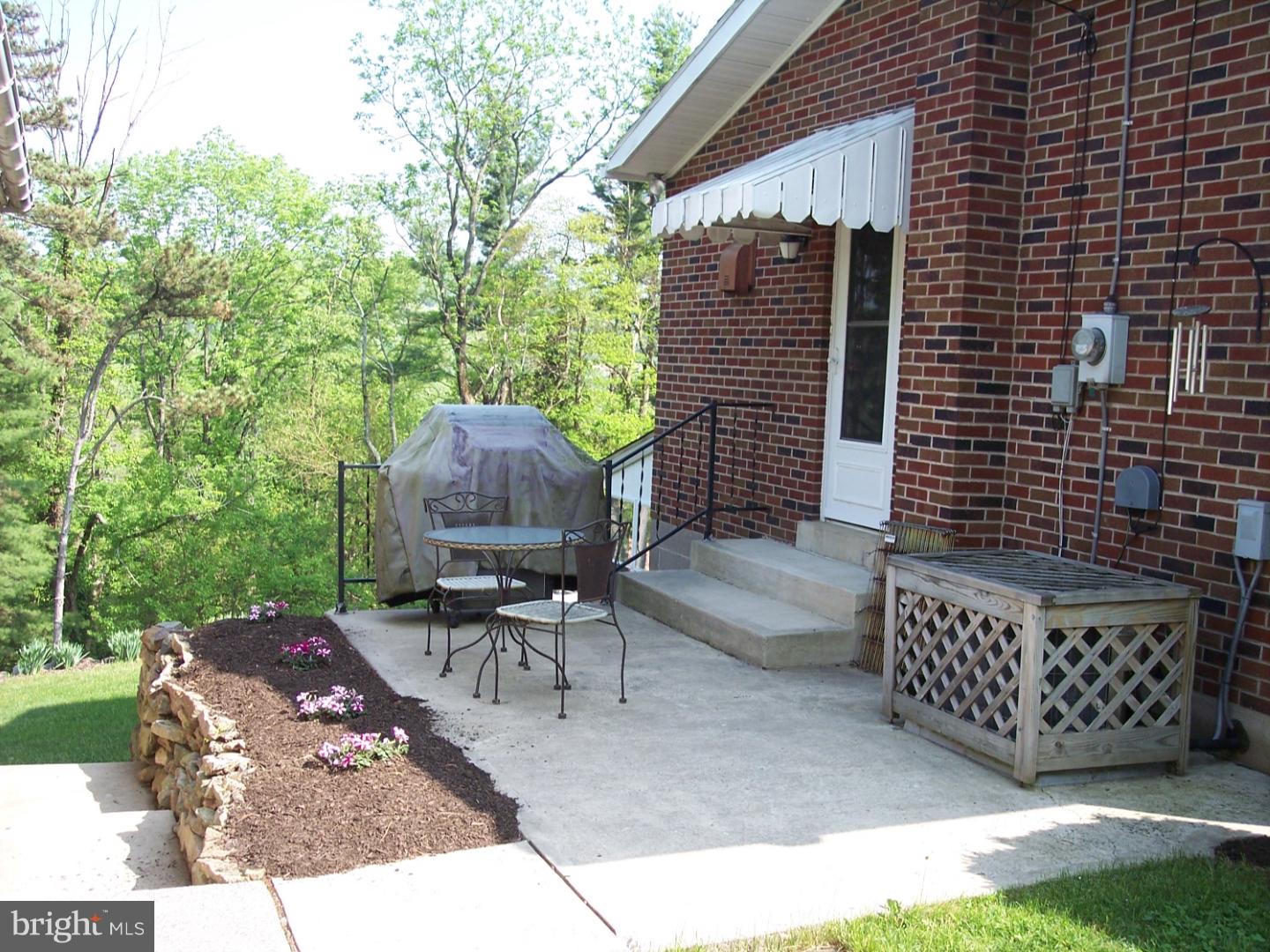 4010 Church View Road Emmaus, PA 18049 - Photo 2 of 23 Patio