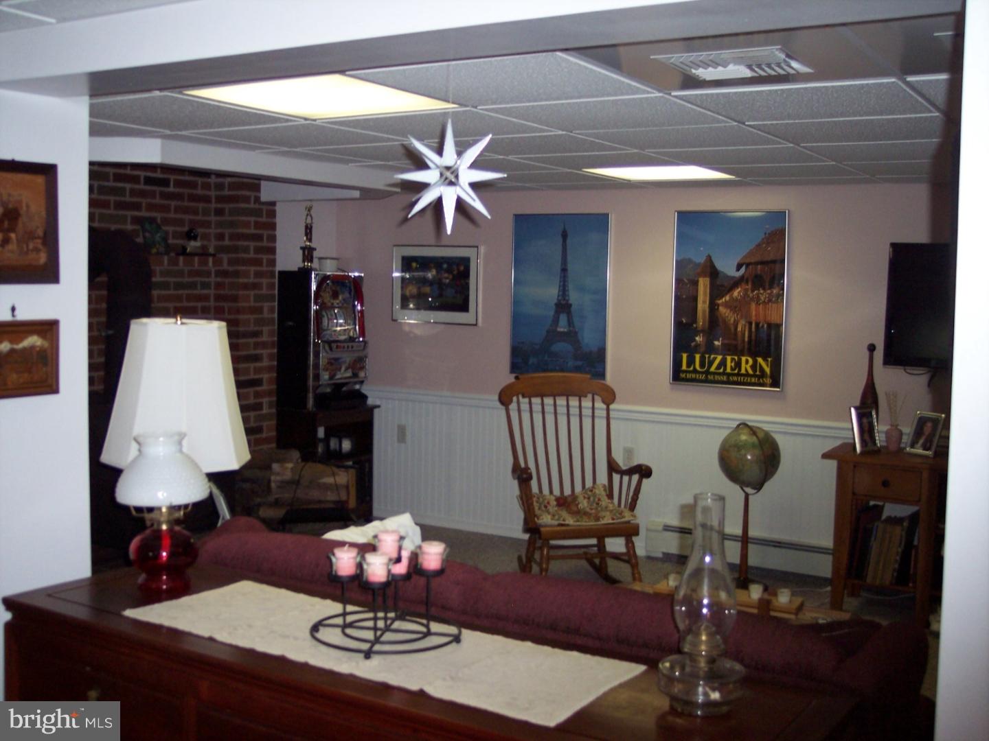 4010 Church View Road Emmaus, PA 18049 - Photo 14 of 23 Family Room