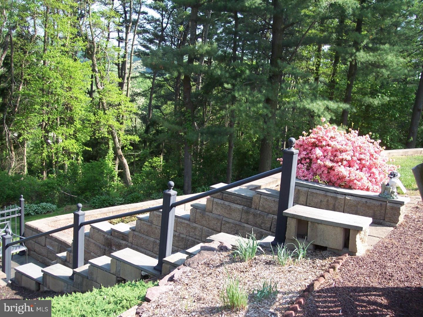 4010 Church View Road Emmaus, PA 18049 - Photo 22 of 23 Gallery Image 22