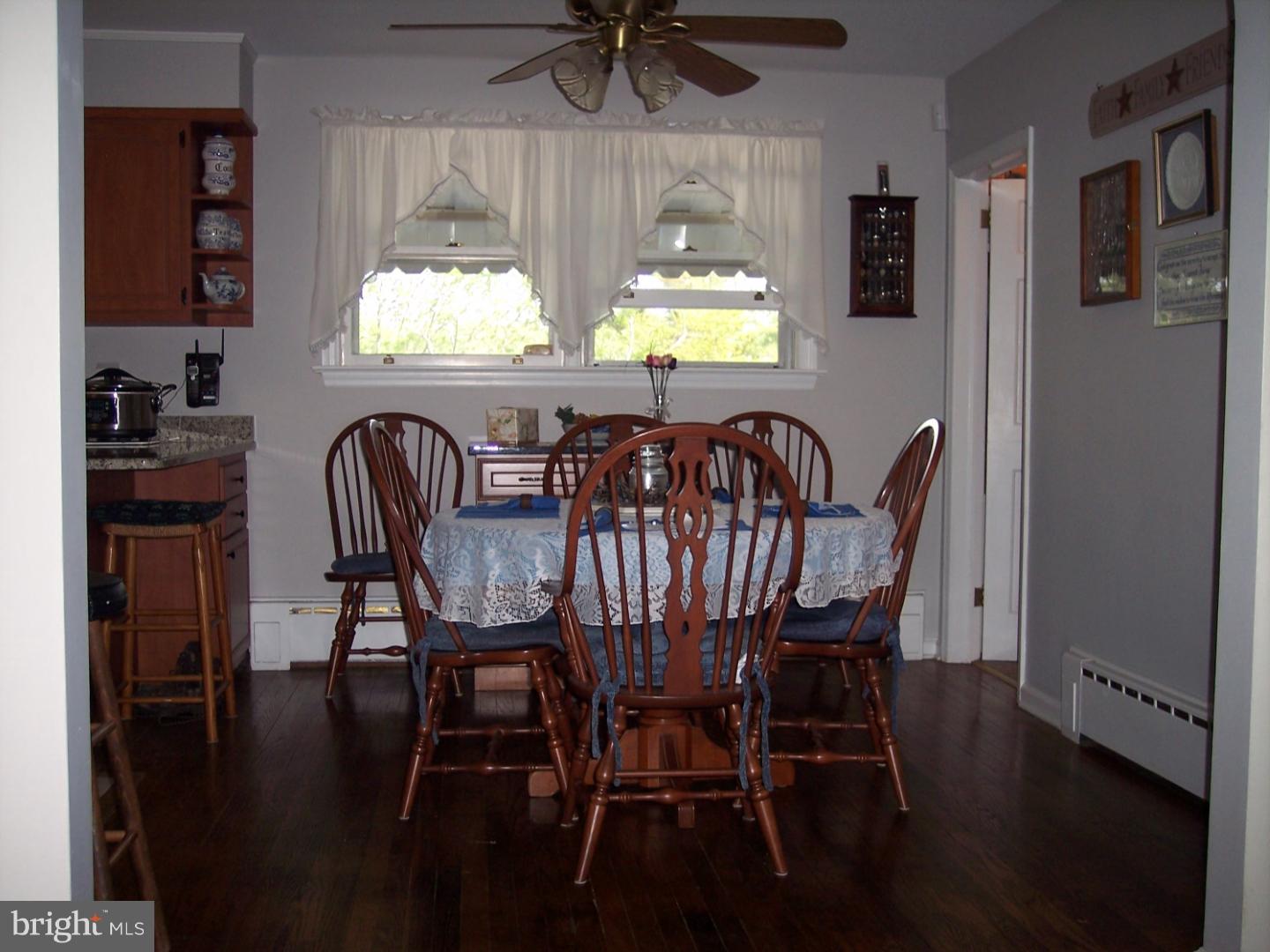 4010 Church View Road Emmaus, PA 18049 - Photo 8 of 23 Breakfast Room