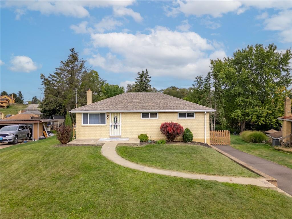 218 Lenore Drive McKees Rocks, PA 15136 - Photo 2 of 50