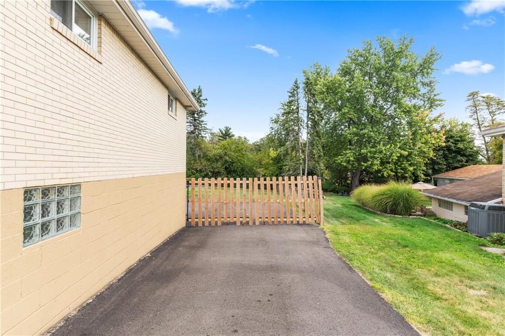 218 Lenore Drive McKees Rocks, PA 15136 - Photo 33 of 50
