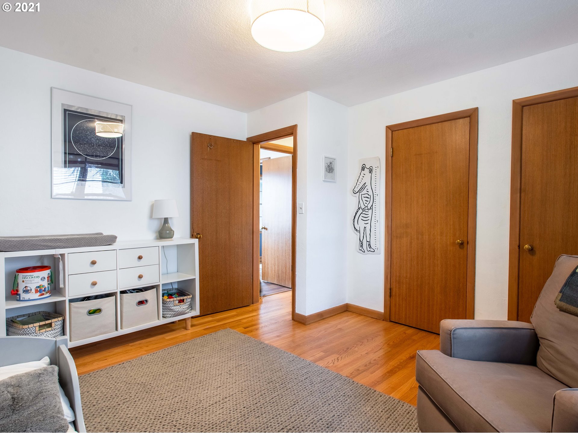 4434 Southwest Valona Way Portland, OR 97219 - Photo 21 of 31 Gallery Image 21