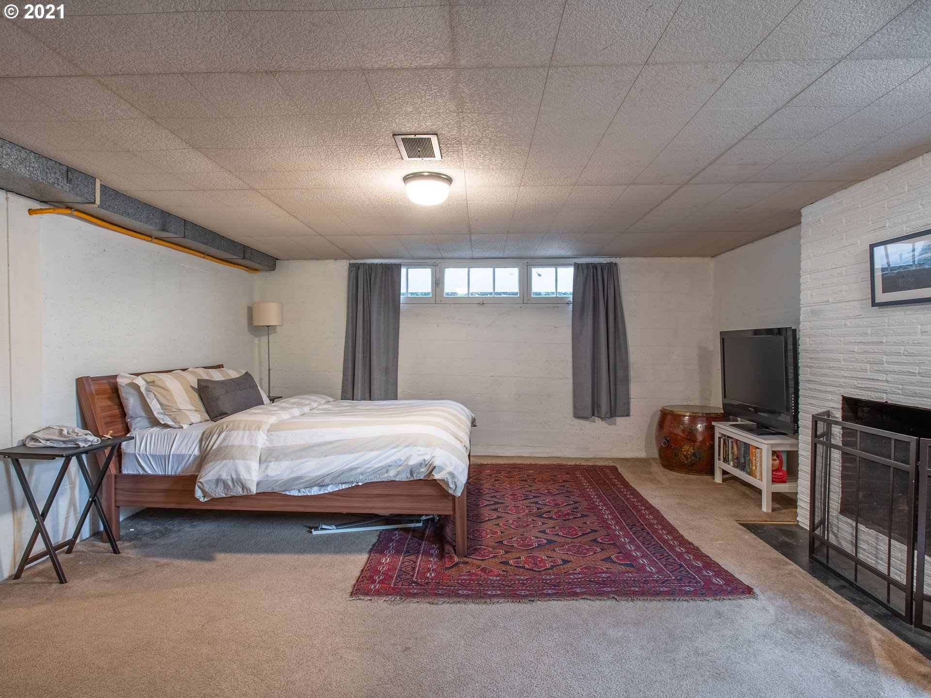 4434 Southwest Valona Way Portland, OR 97219 - Photo 23 of 31 Gallery Image 23