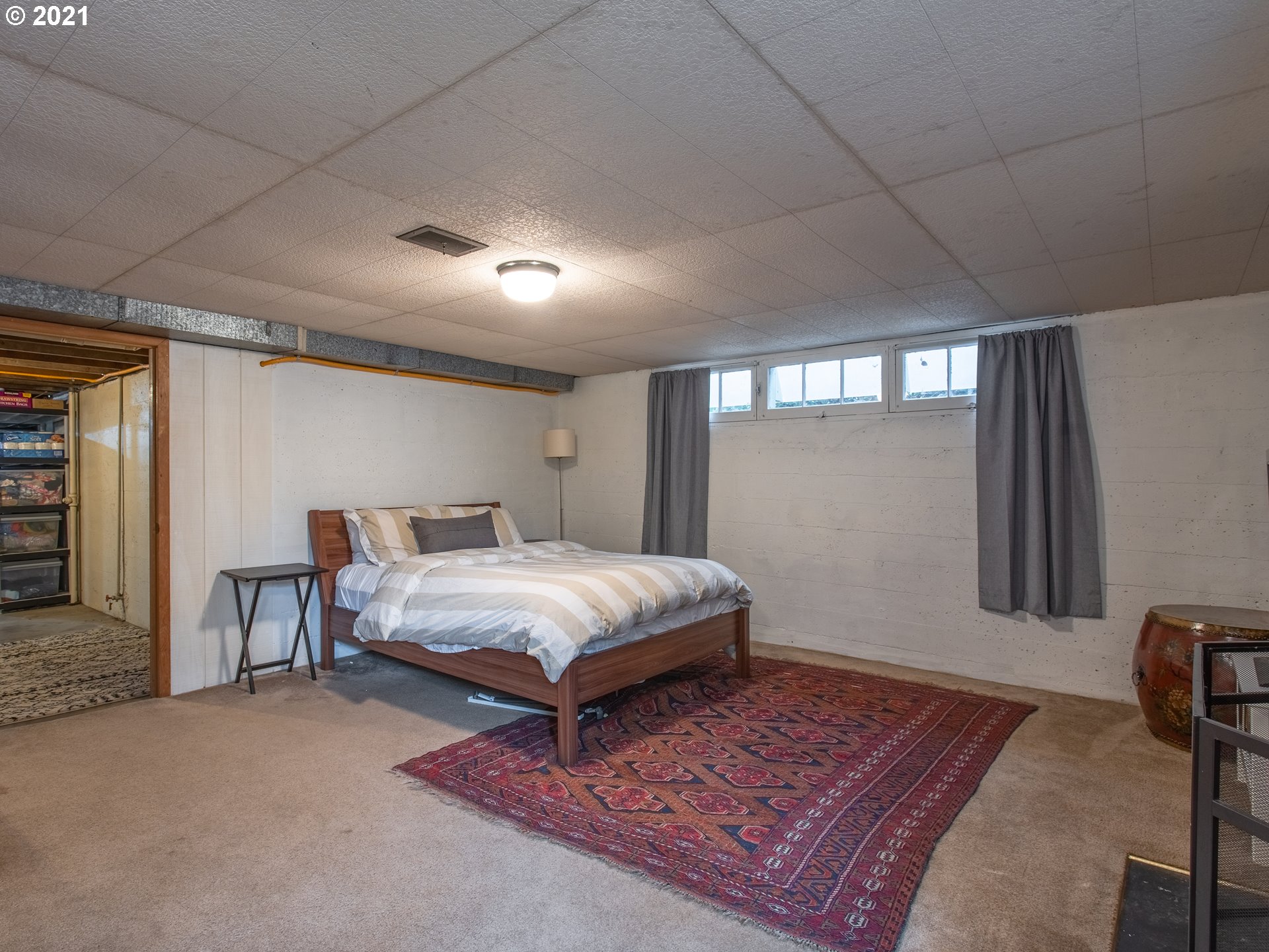 4434 Southwest Valona Way Portland, OR 97219 - Photo 24 of 31 Gallery Image 24